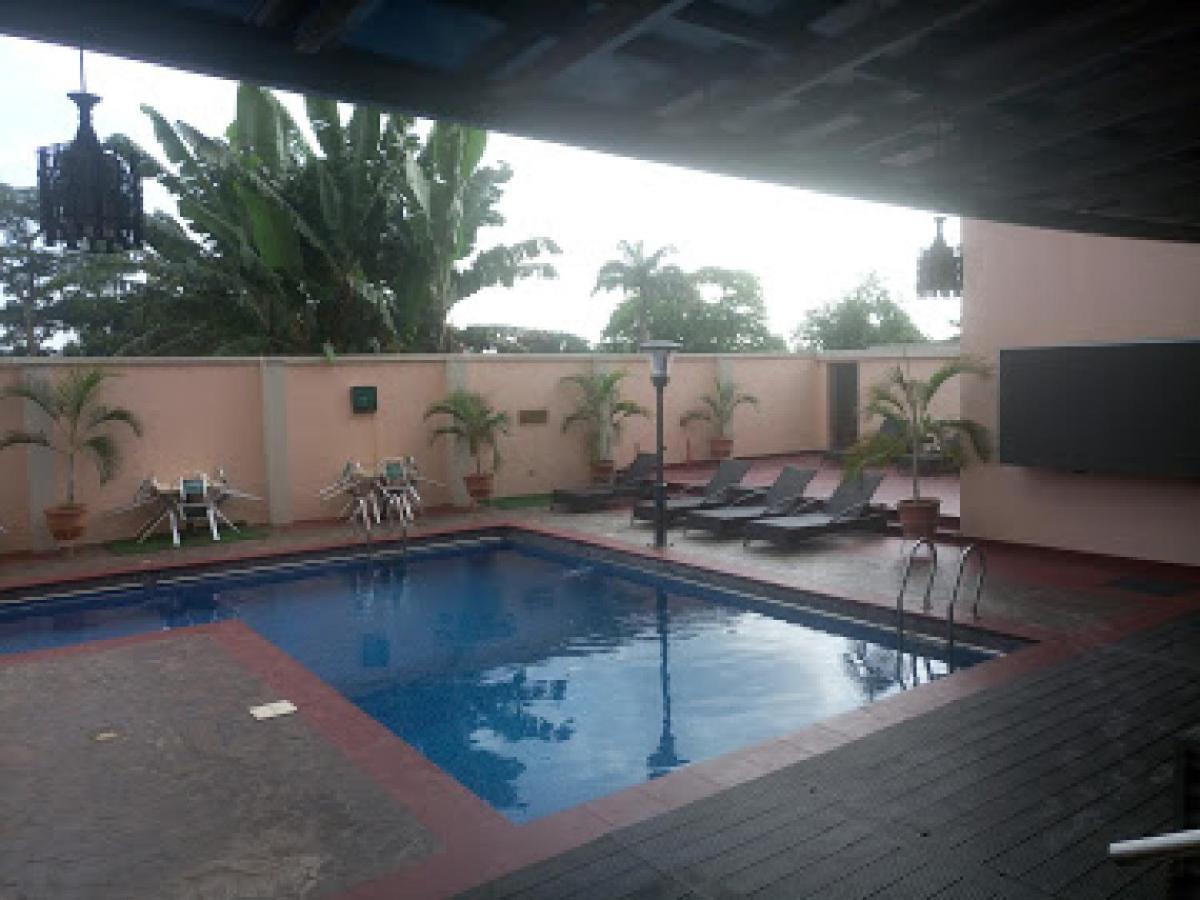 Room In Lodge - Best Western Plus-Ibadan Esterno foto