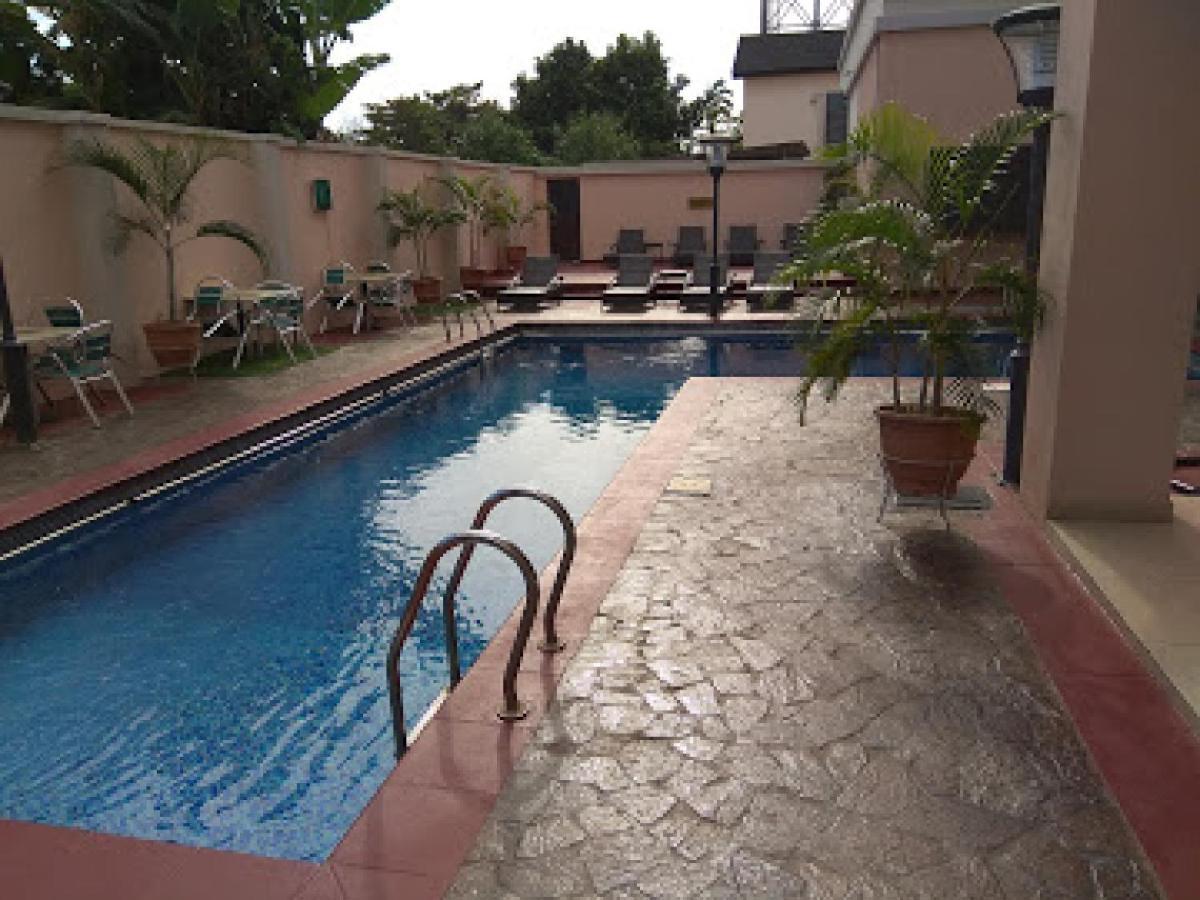Room In Lodge - Best Western Plus-Ibadan Esterno foto