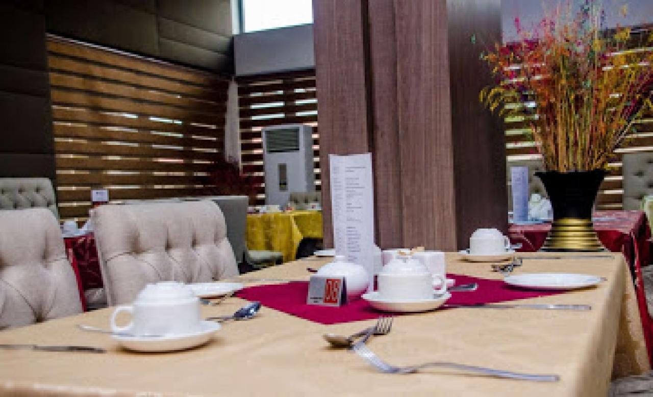 Room In Lodge - Best Western Plus-Ibadan Esterno foto