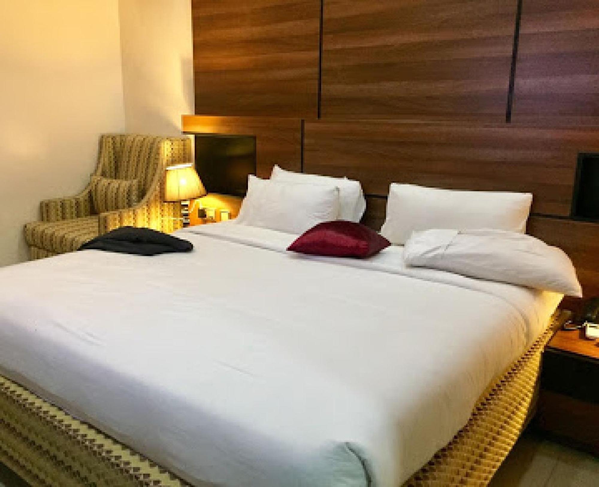 Room In Lodge - Best Western Plus-Ibadan Esterno foto